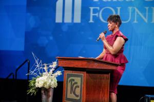 Keondra Doyle Hampton addresses the crowd gathered at the Annual Vision Dinner